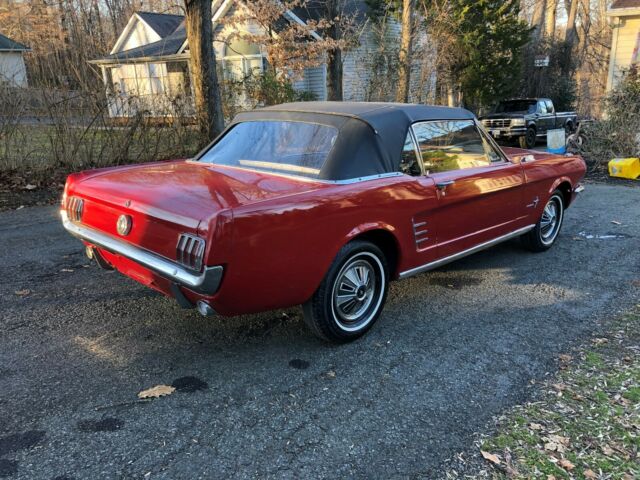 Ford Mustang 1966 image number 2