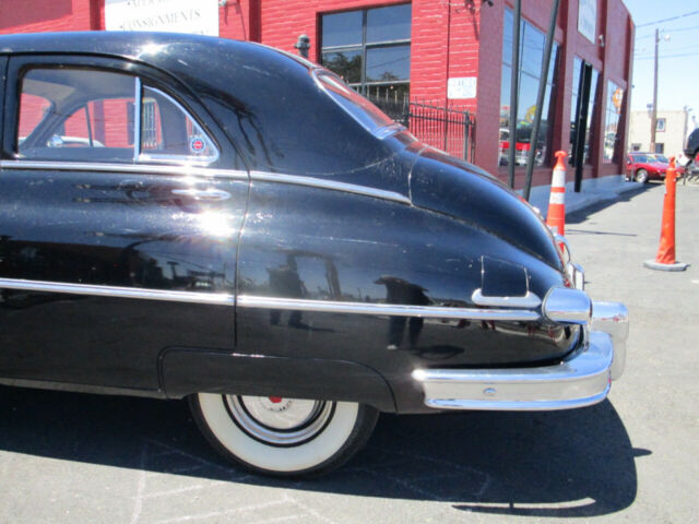 Packard Standard Eight 1949 image number 8