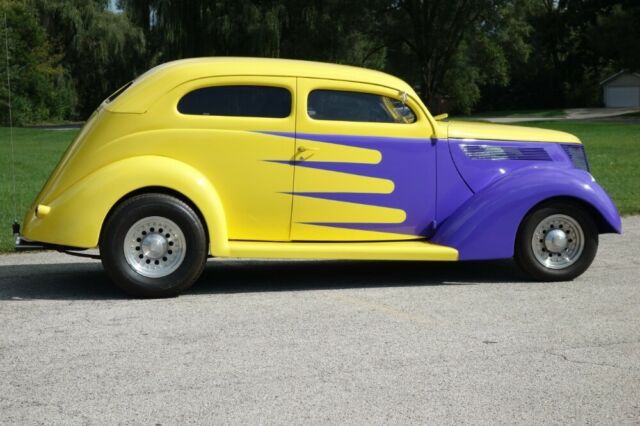 Ford Hot Rod / Street Rod 1937 image number 15