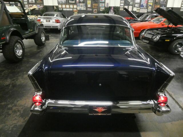 Chevrolet Bel Air/150/210 1957 image number 18