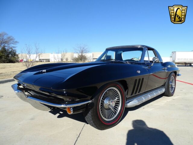 Chevrolet Corvette 1965 image number 27