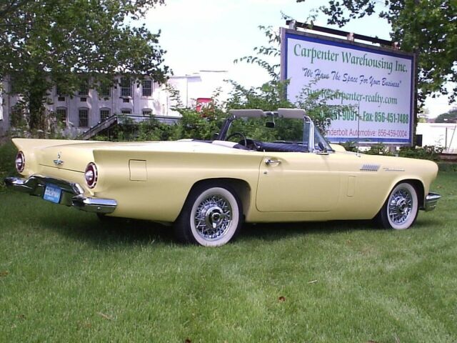 Ford Thunderbird 1957 image number 15