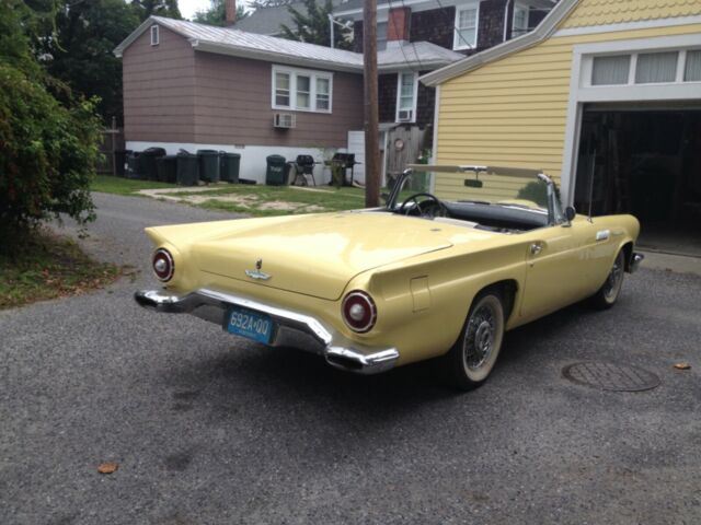 Ford Thunderbird 1957 image number 24