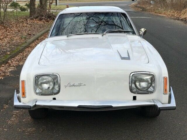 Studebaker Avanti 1970 image number 31