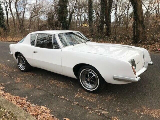 Studebaker Avanti 1970 image number 6