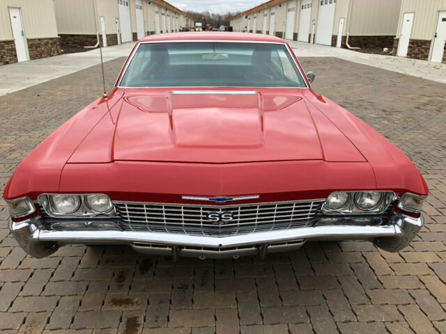 Chevrolet Impala 1968 image number 2