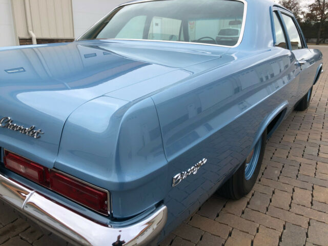 Chevrolet Impala 1966 image number 32