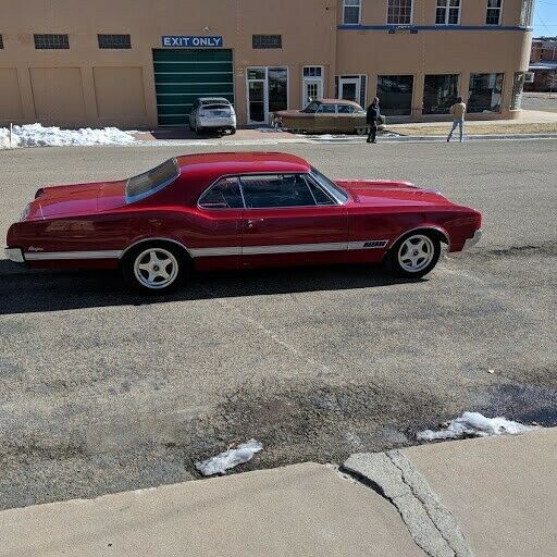 Oldsmobile Cutlass 1966 image number 1