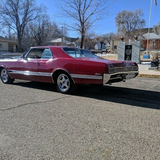 Oldsmobile Cutlass 1966 image number 2