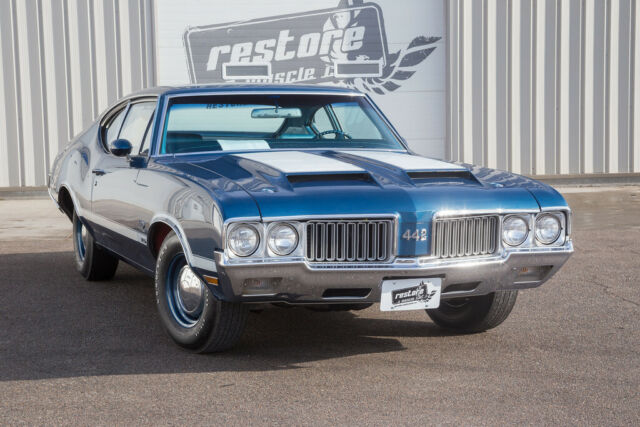 Oldsmobile 442 1970 image number 1