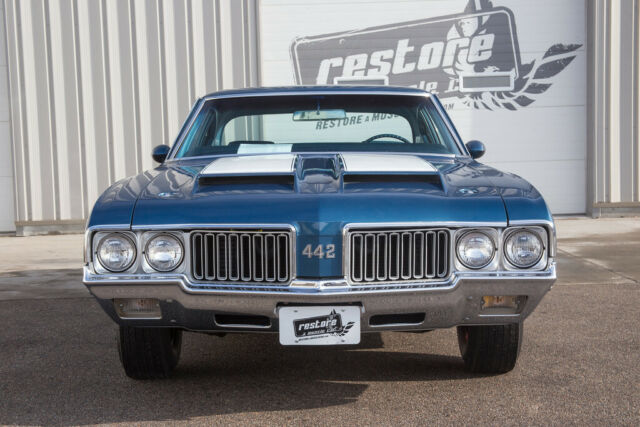 Oldsmobile 442 1970 image number 2