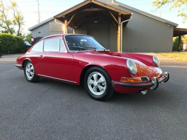 Porsche 911 1967 image number 25