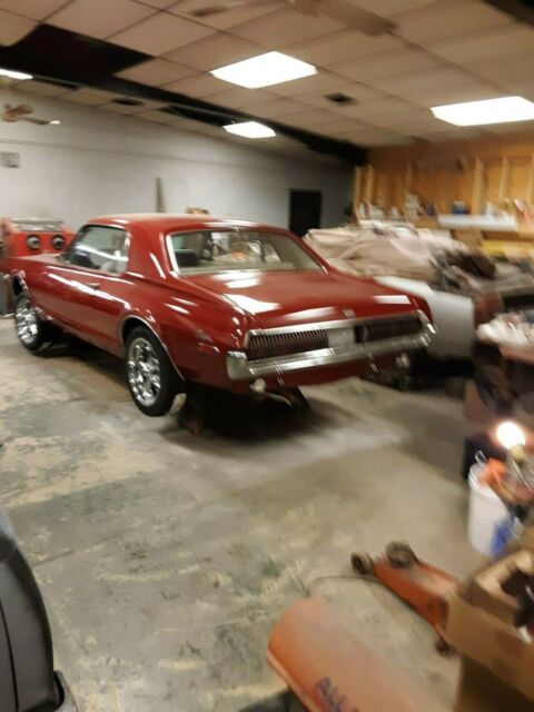 Mercury Cougar 1968 image number 0