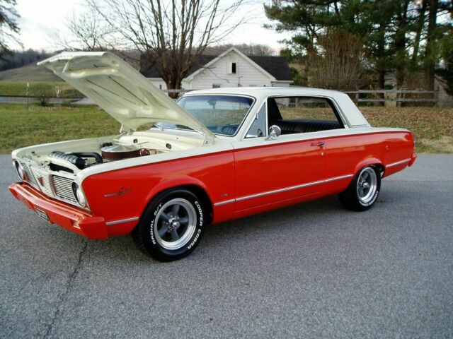 Plymouth Valiant 1966 image number 0