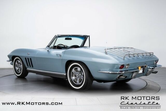 Chevrolet Corvette 1966 image number 13