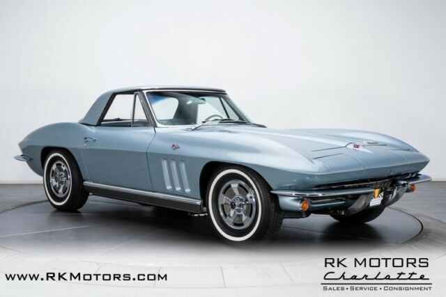 Chevrolet Corvette 1966 image number 36