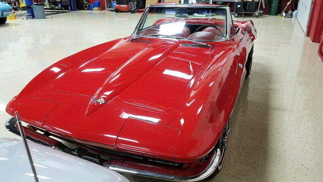 Chevrolet Corvette 1965 image number 20