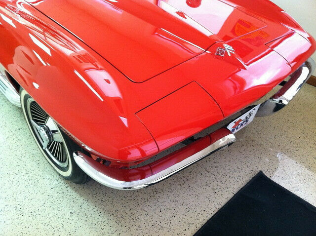 Chevrolet Corvette 1965 image number 29