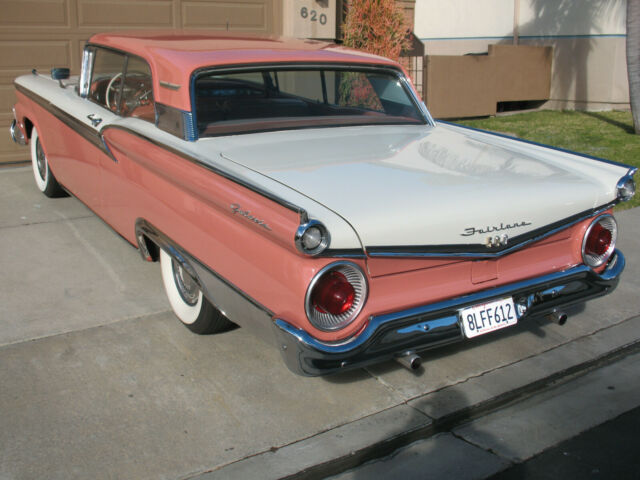 Ford Galaxie 1959 image number 1