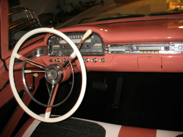 Ford Galaxie 1959 image number 32