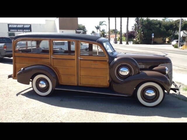 Chevrolet Woody Station Wagon 1939 image number 10