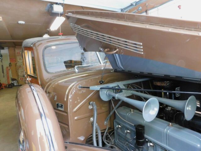 Chevrolet Woody Station Wagon 1939 image number 14