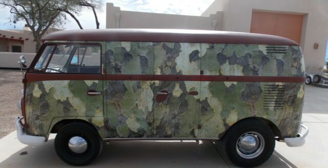 Volkswagen Bus/Vanagon 1965 image number 2