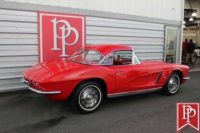 Chevrolet Corvette 1962 image number 16