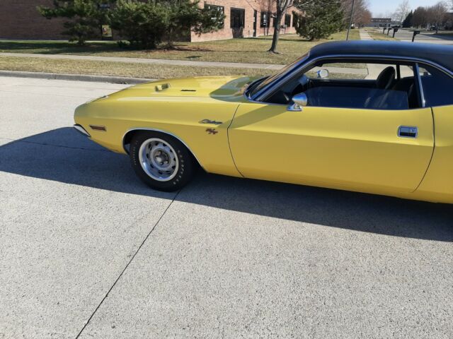 Dodge Challenger 1970 image number 16