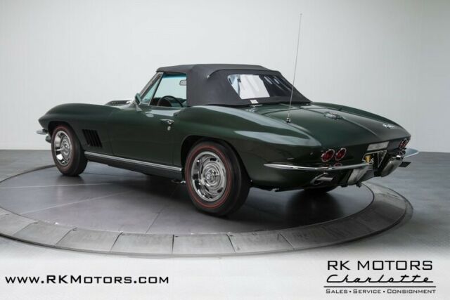 Chevrolet Corvette 1967 image number 15