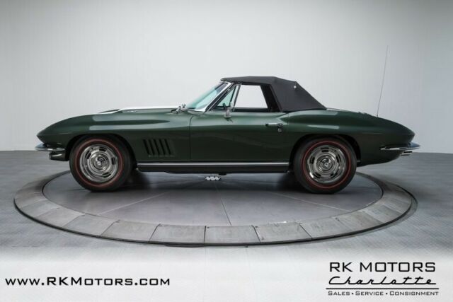 Chevrolet Corvette 1967 image number 45