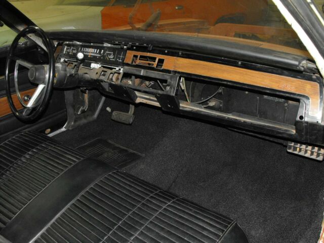 Plymouth Road Runner 1968 image number 34