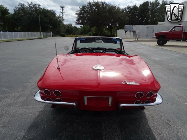 Chevrolet Corvette 1963 image number 10