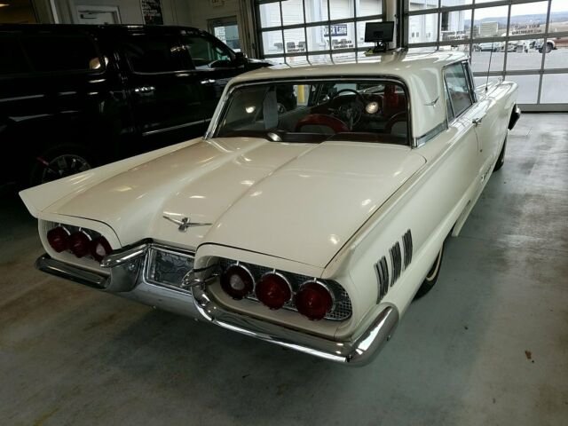 Ford Thunderbird 1960 image number 16