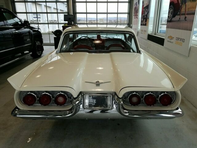 Ford Thunderbird 1960 image number 19