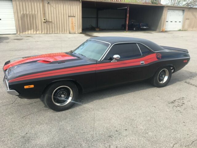 Dodge Challenger 1972 image number 0