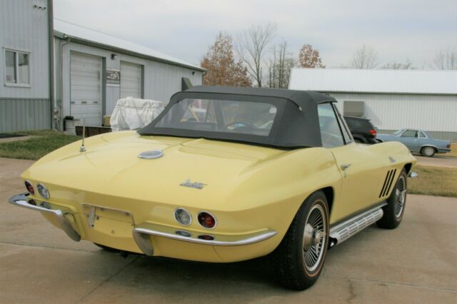 Chevrolet Corvette 1966 image number 27