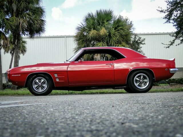 Pontiac Firebird 1969 image number 28