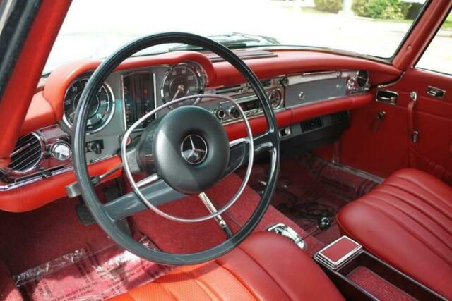 Mercedes-Benz SL-Class 1969 image number 29