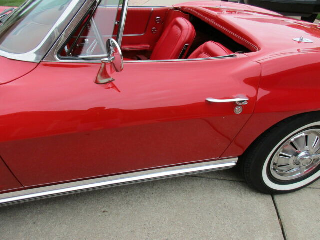 Chevrolet Corvette 1964 image number 28