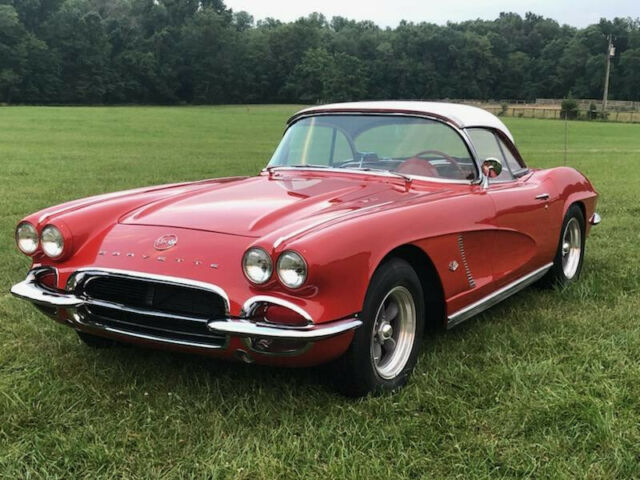 Chevrolet Corvette 1962 image number 32