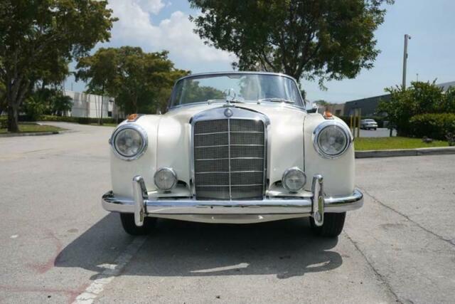 Mercedes-Benz 200-Series 1959 image number 2