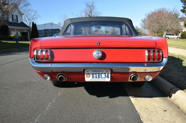 Ford Mustang 1966 image number 29