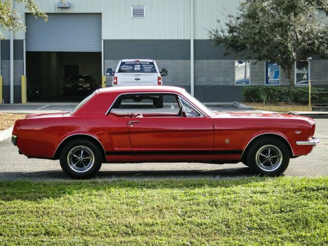 Ford Mustang 1966 image number 34