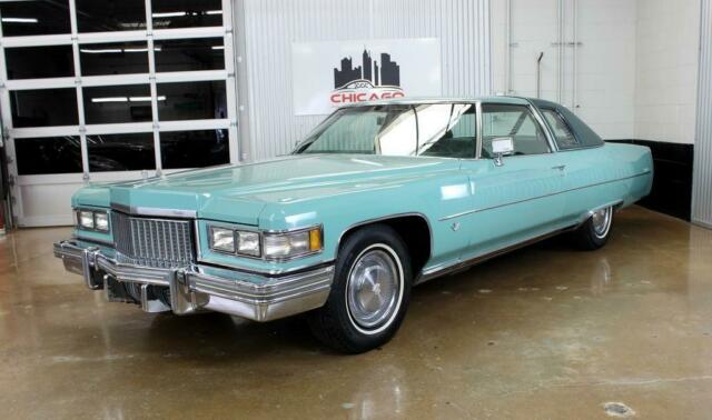 Cadillac DeVille 1975 image number 12