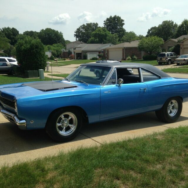 Plymouth Road Runner 1968 image number 21