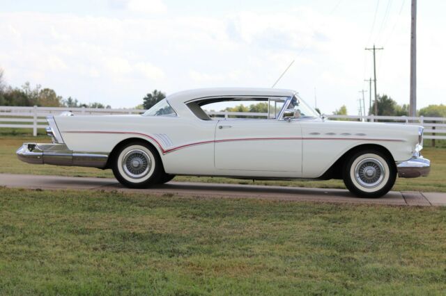 Buick Riviera 1957 image number 37