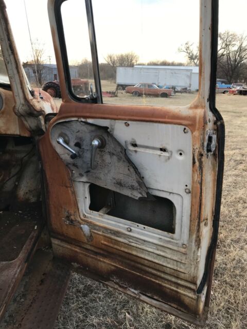 Dodge D100 Pickup 1957 image number 12