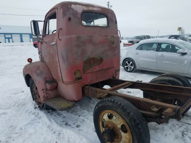 Ford Coe 1948 image number 17