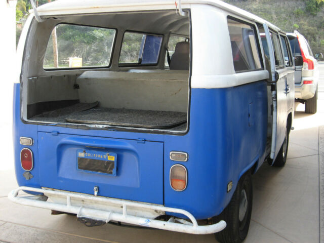 Volkswagen Bus/Vanagon 1970 image number 29